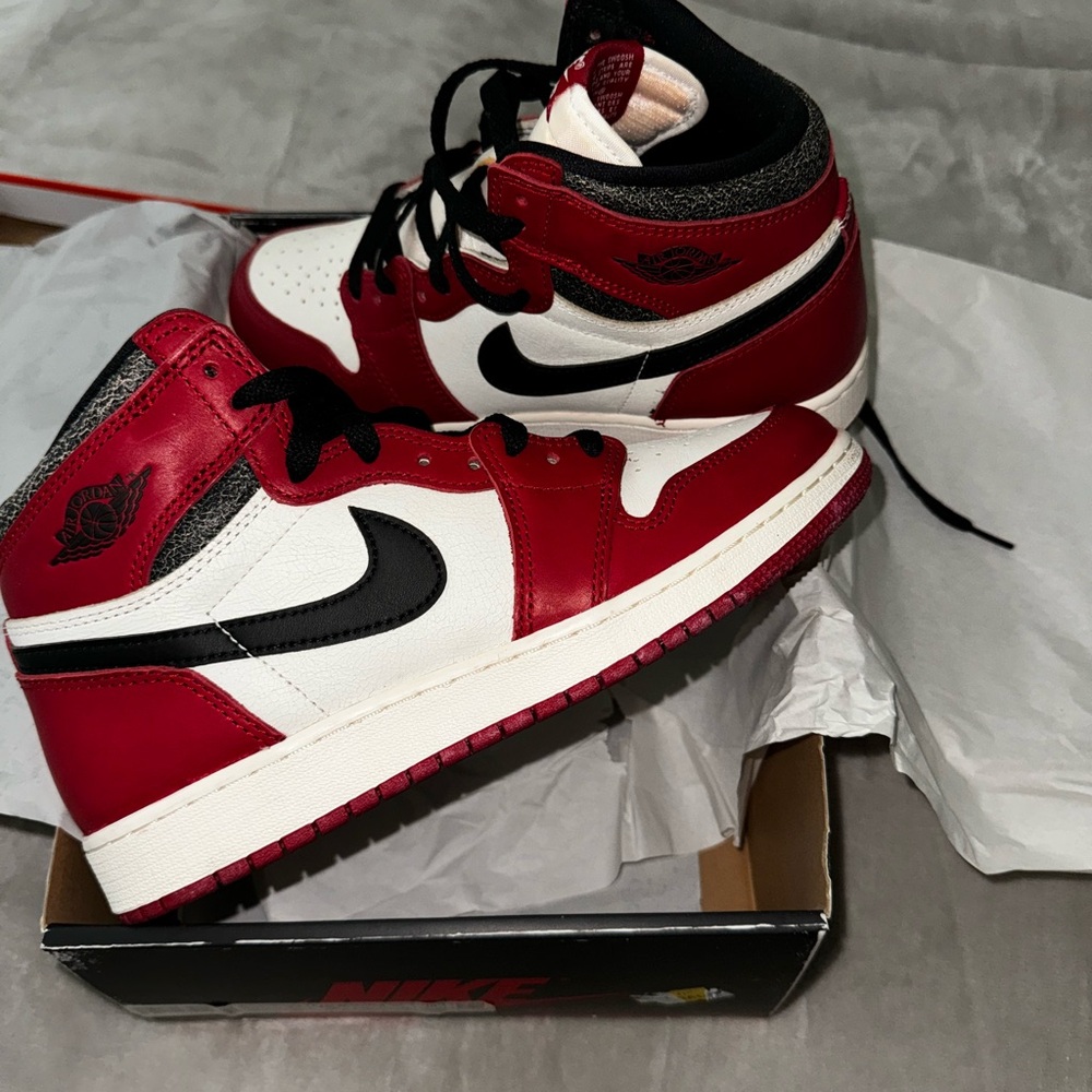 Air Jordan 1 Chicago Lost & Found